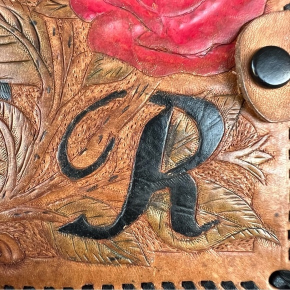 VTG Tooled Leather Boho Wallet Monogram R Whipstitch Trim Multi-Compartmental - Picture 3 of 15